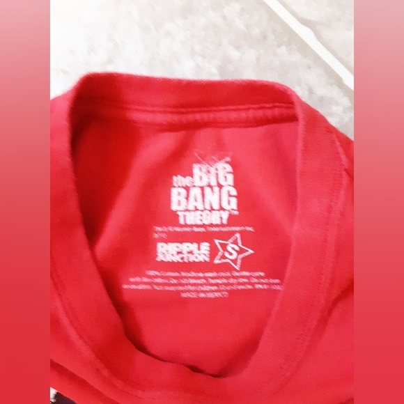 Big Bang Theory Graphic T Shirt Red Sz. S - Picture 2 of 5